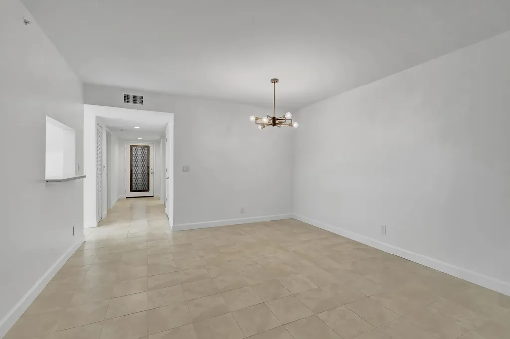 15364 Lakes Of Delray Boulevard Delray Beach FL 33484