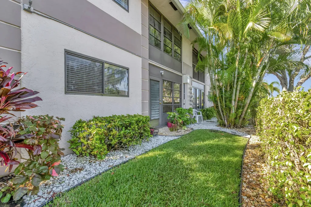 15364 Lakes Of Delray Boulevard Delray Beach FL 33484