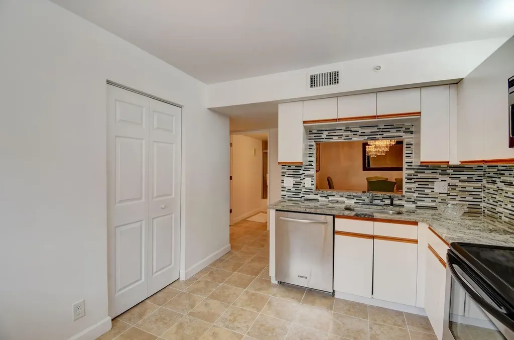 15364 Lakes Of Delray Boulevard Delray Beach FL 33484