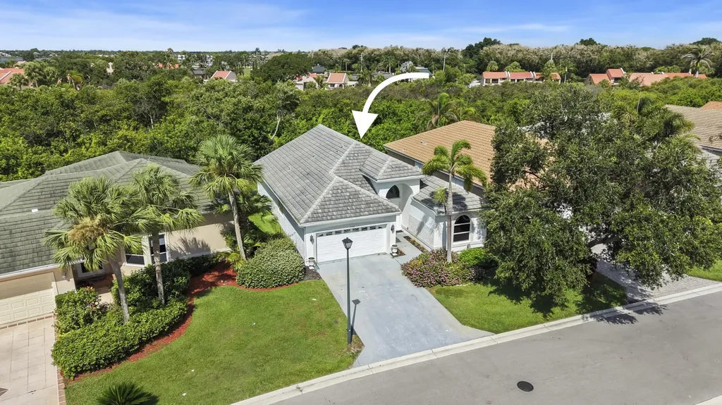 3198 SE Carrick Green Court Port St Lucie FL 34952