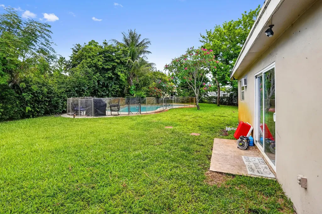 5801 NW 14th Court Sunrise FL 33313