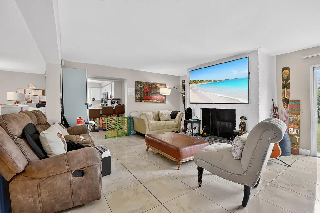 5801 NW 14th Court Sunrise FL 33313