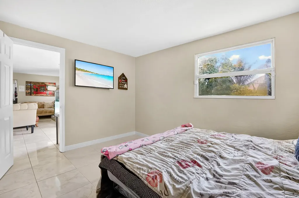 5801 NW 14th Court Sunrise FL 33313