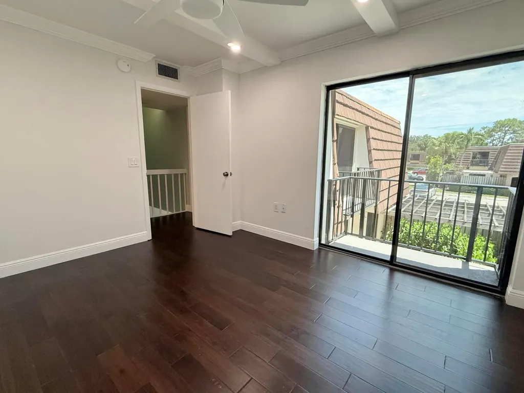 201 2nd Lane Palm Beach Gardens FL 33418