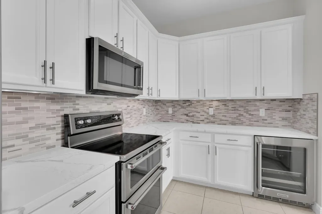3032 Princeton Lane Palm Beach Gardens FL 33418