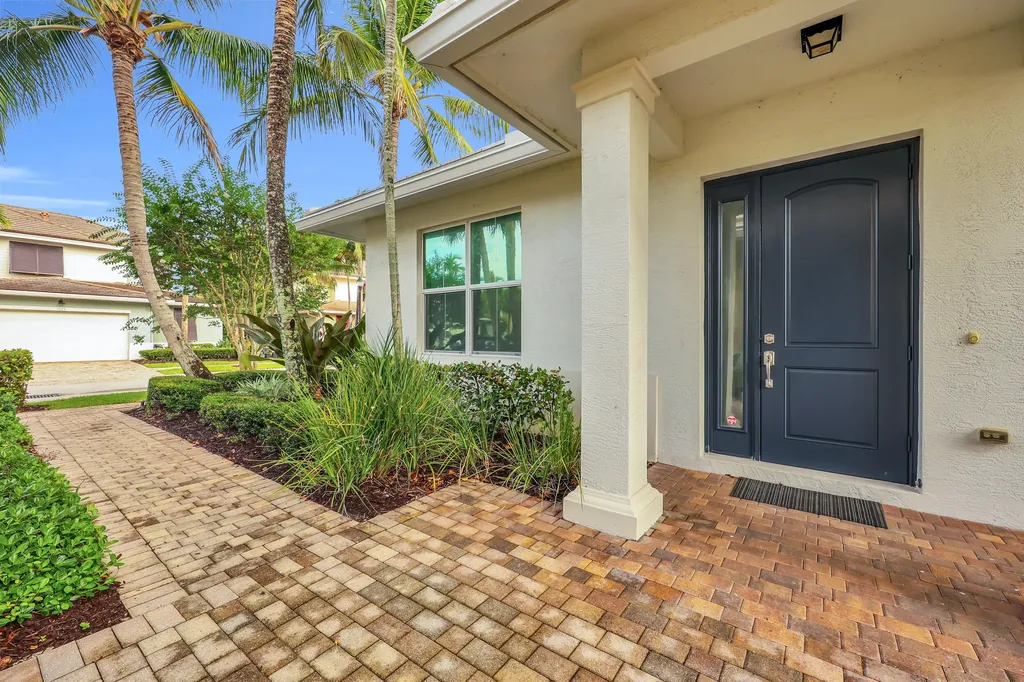3032 Princeton Lane Palm Beach Gardens FL 33418