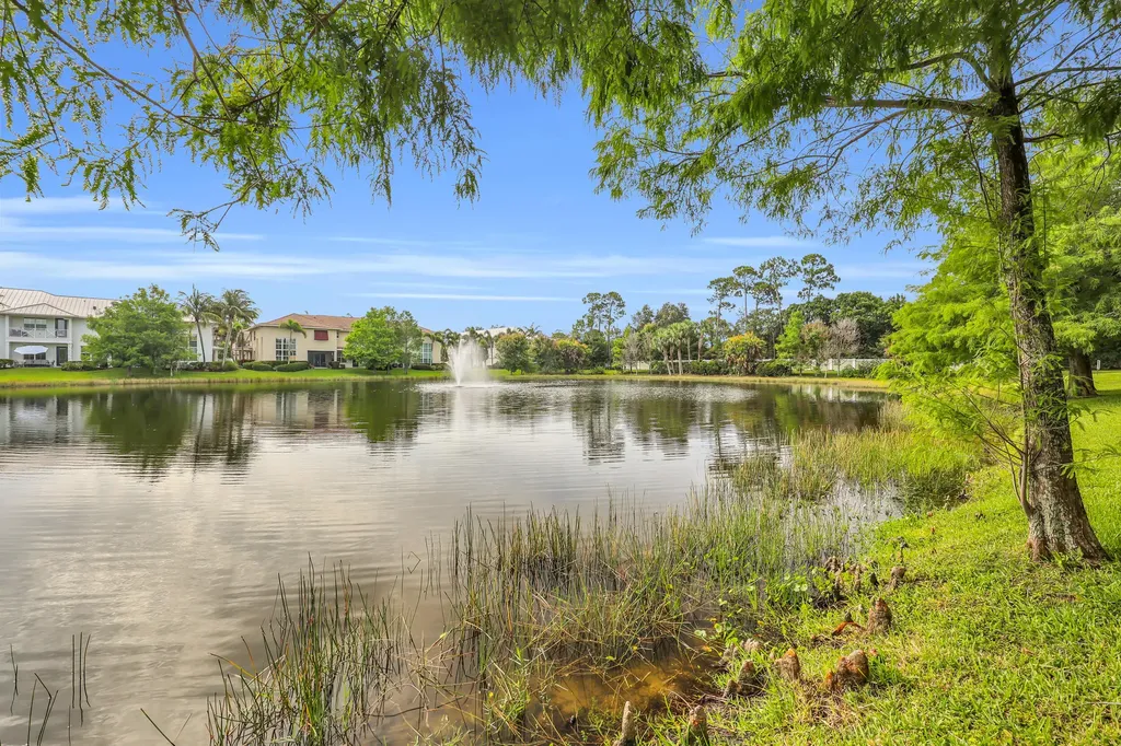 3032 Princeton Lane Palm Beach Gardens FL 33418