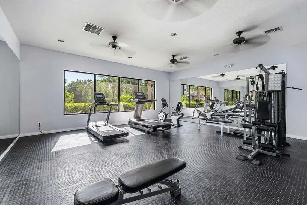 114 E Astor Circle E Delray Beach FL 33484