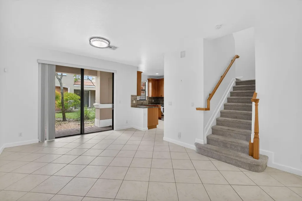 114 E Astor Circle E Delray Beach FL 33484