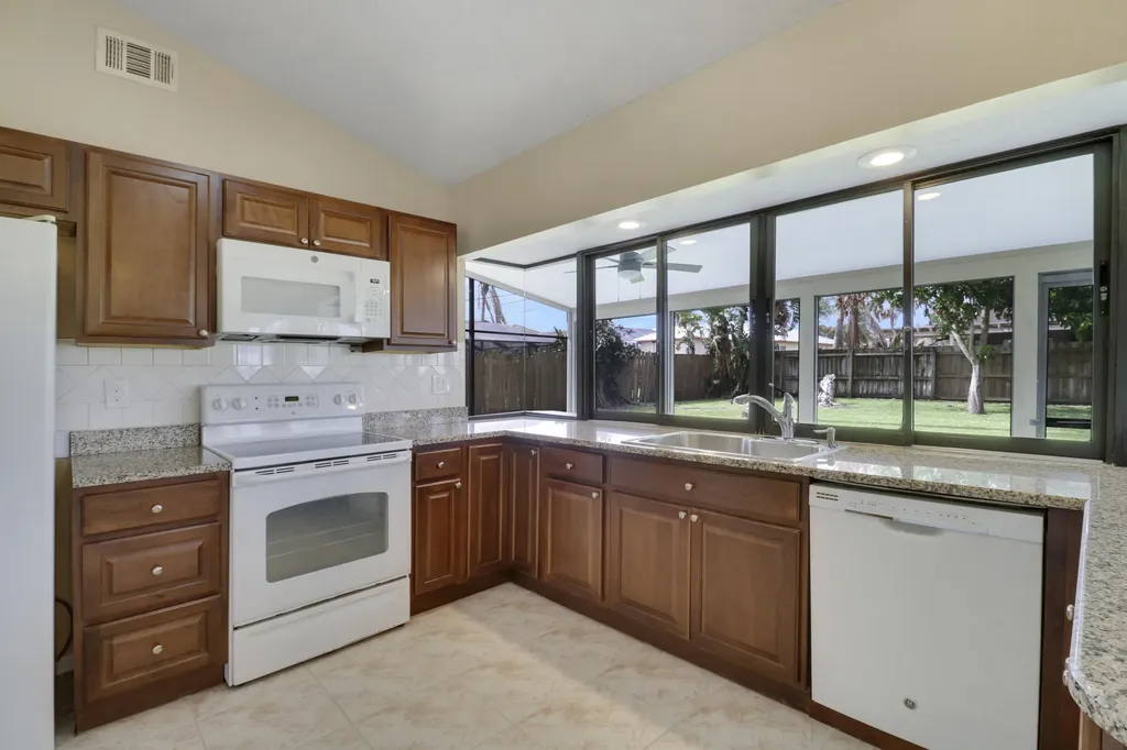 1582 SW Aledo Lane Port St Lucie FL 34953