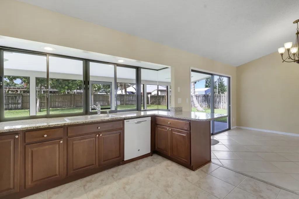 1582 SW Aledo Lane Port St Lucie FL 34953