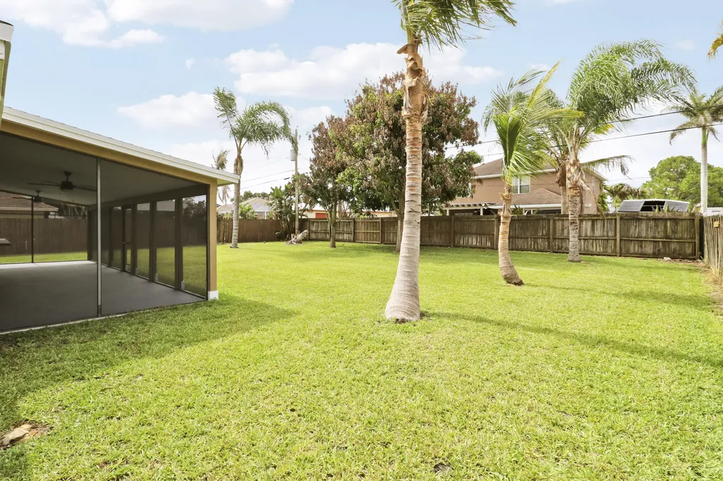 1582 SW Aledo Lane Port St Lucie FL 34953