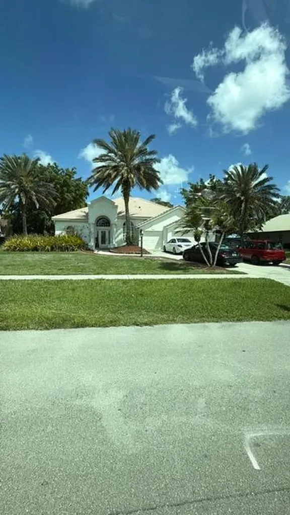 4447 Hunting Trail Lake Worth FL 33467