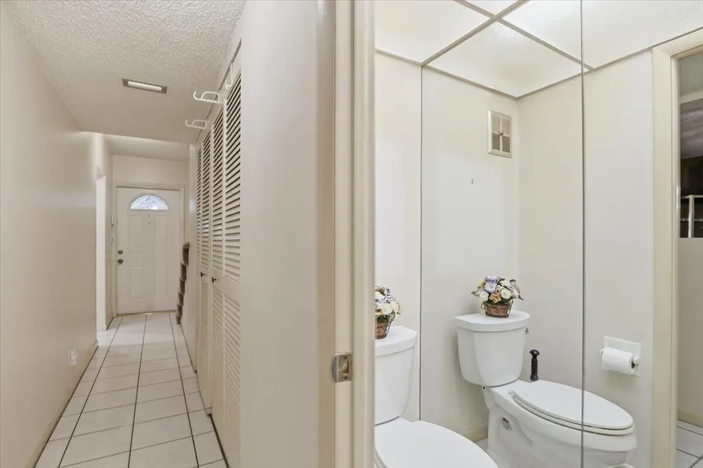 275 Jacaranda Drive Plantation FL 33324