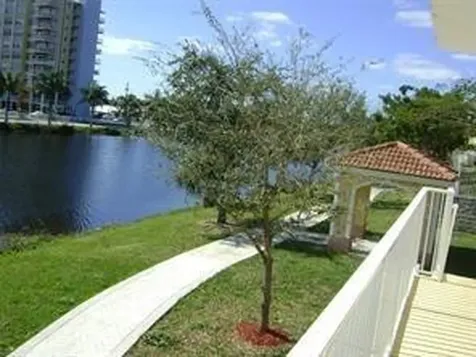 2080 NE 167th Street North Miami Beach FL 33162