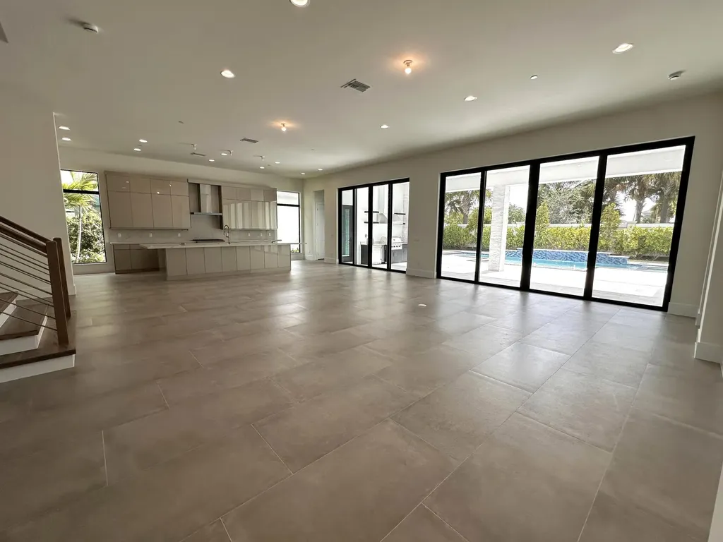 9116 Coral Isle Circle Palm Beach Gardens FL 33412