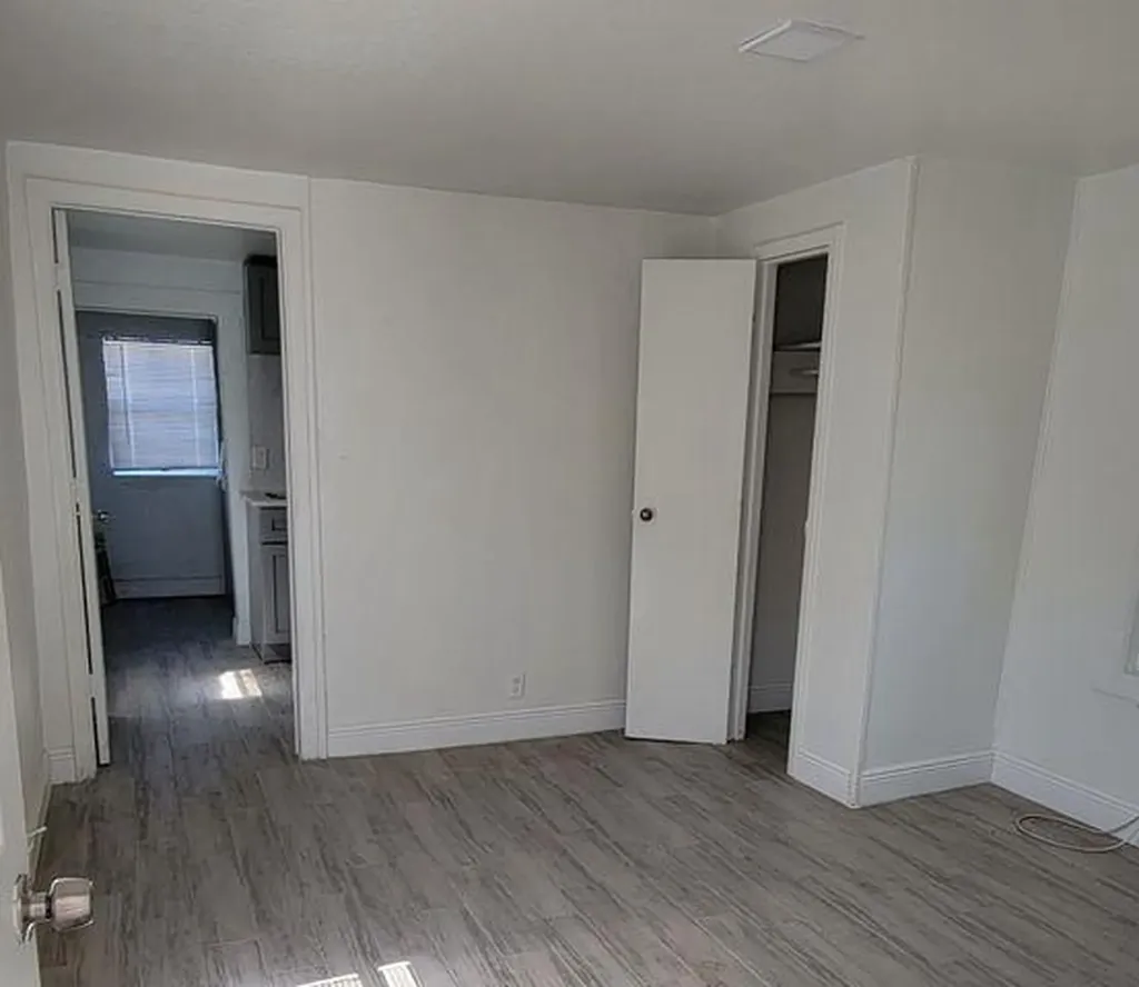 912 8th Street West Palm Beach FL 33401