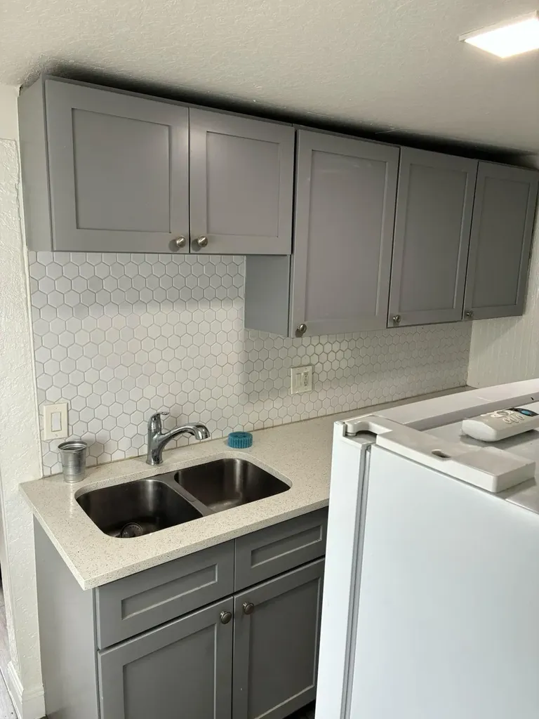 912 8th Street West Palm Beach FL 33401