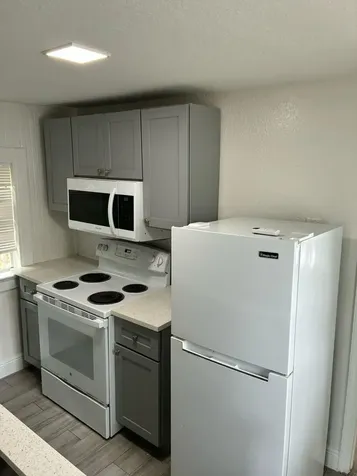 912 8th Street West Palm Beach FL 33401