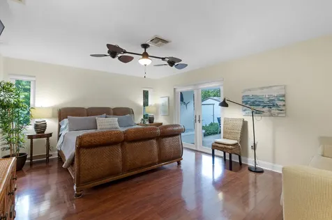 3240 Lakeview Drive Pompano Beach FL 33062