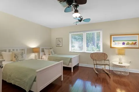 3240 Lakeview Drive Pompano Beach FL 33062