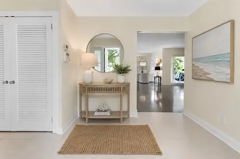 3240 Lakeview Drive Pompano Beach FL 33062