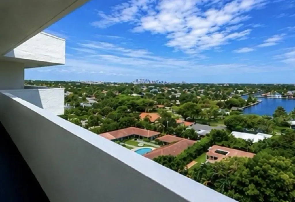 2200 NE 33rd Avenue Fort Lauderdale FL 33308