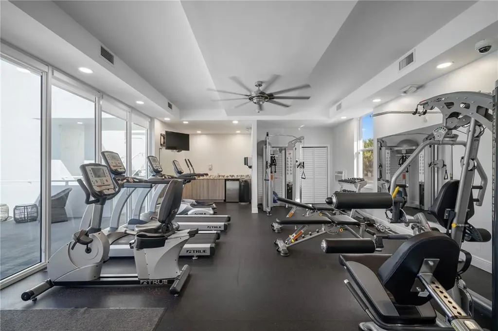 2200 NE 33rd Avenue Fort Lauderdale FL 33308