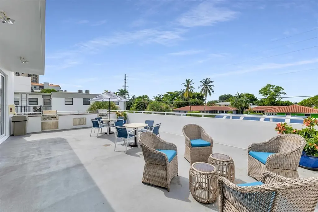 2200 NE 33rd Avenue Fort Lauderdale FL 33308