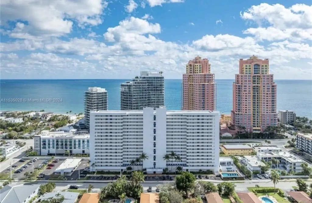 2200 NE 33rd Avenue Fort Lauderdale FL 33308