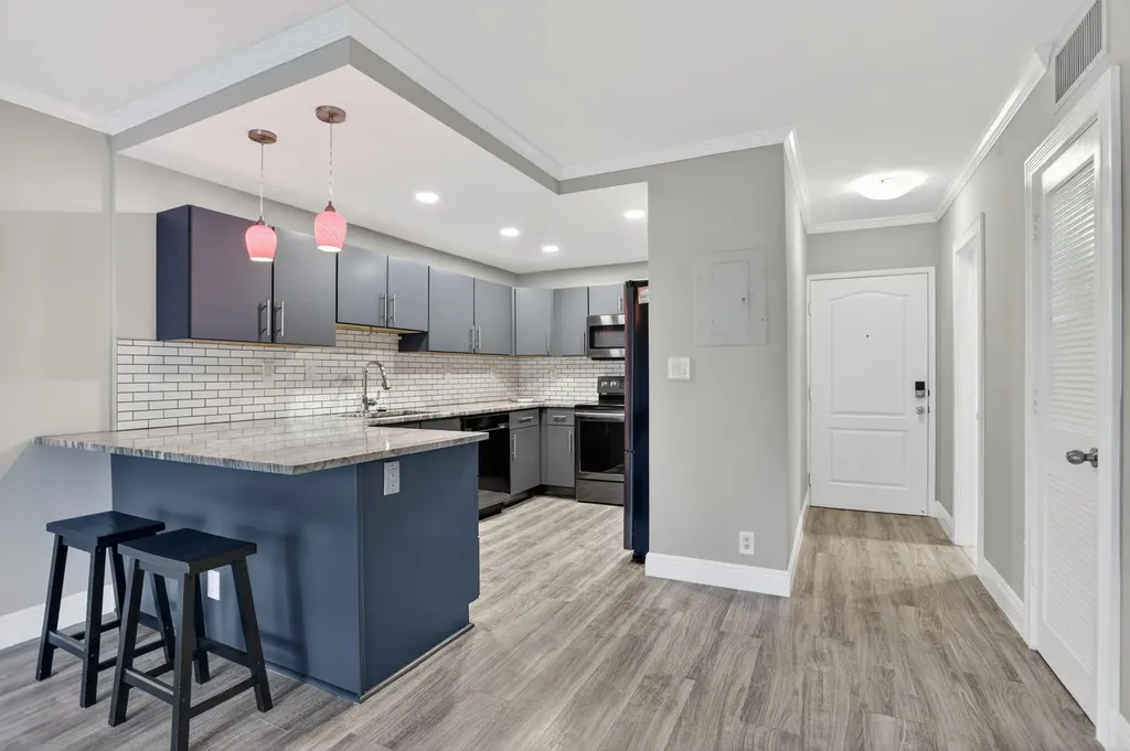 770 SE 2nd Avenue Deerfield Beach FL 33441