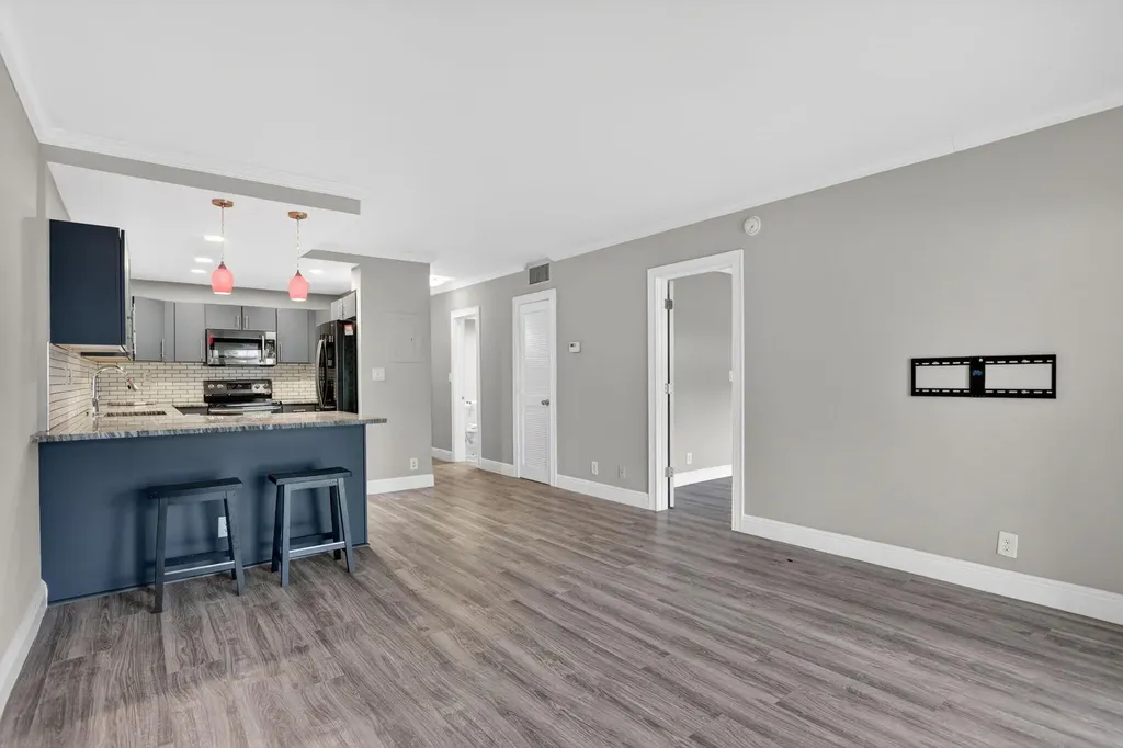 770 SE 2nd Avenue Deerfield Beach FL 33441