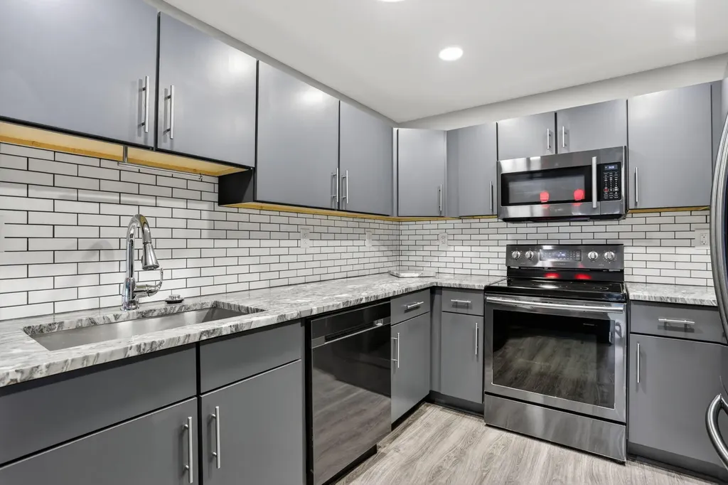 770 SE 2nd Avenue Deerfield Beach FL 33441