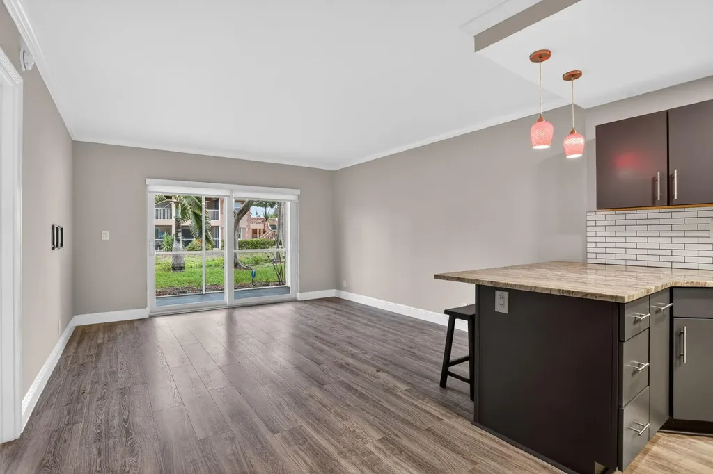 770 SE 2nd Avenue Deerfield Beach FL 33441