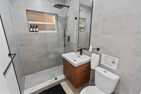 210 SW 11th Street Fort Lauderdale FL 33315