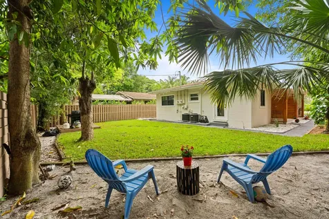 210 SW 11th Street Fort Lauderdale FL 33315