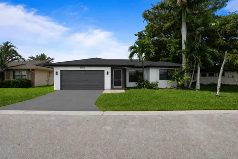 9803 NW 75th Court Tamarac FL 33321