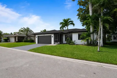 9803 NW 75th Court Tamarac FL 33321