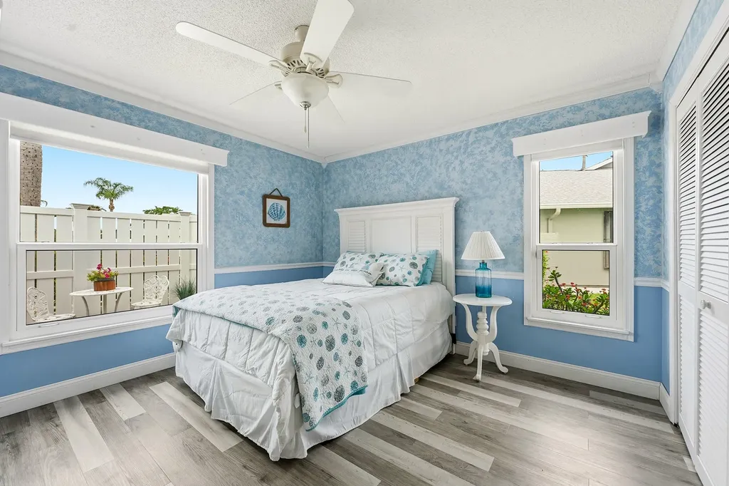 6786 SE Yorktown Drive Hobe Sound FL 33455