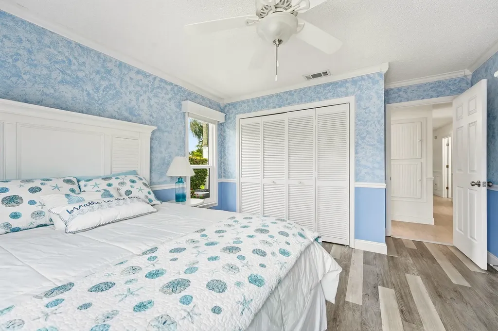 6786 SE Yorktown Drive Hobe Sound FL 33455