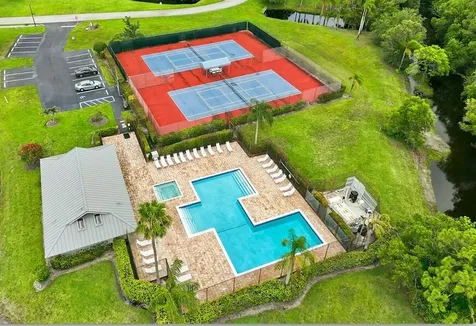 6786 SE Yorktown Drive Hobe Sound FL 33455