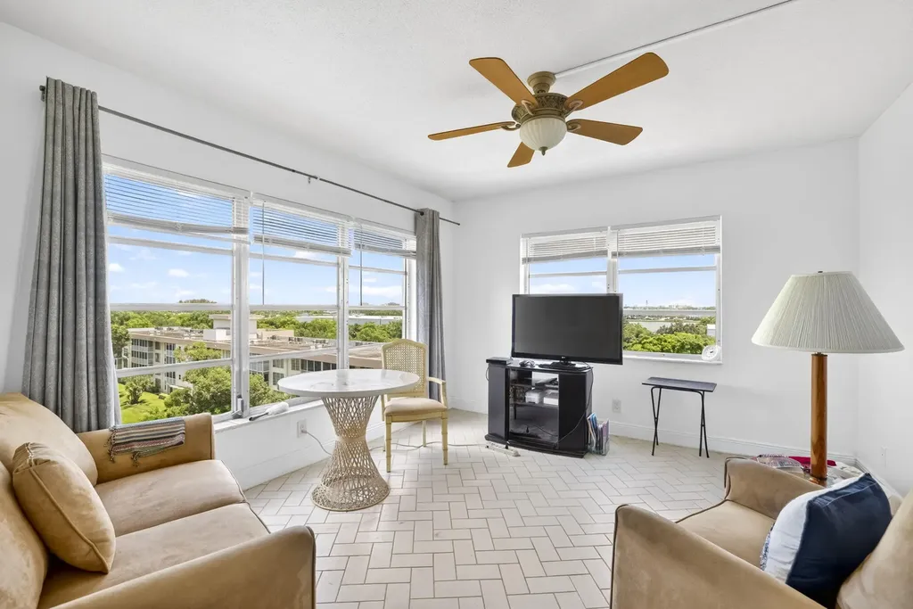 3300 N Palm Aire Drive Pompano Beach FL 33069