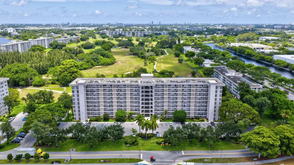 3300 N Palm Aire Drive Pompano Beach FL 33069
