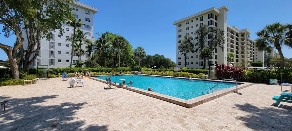 3300 N Palm Aire Drive Pompano Beach FL 33069