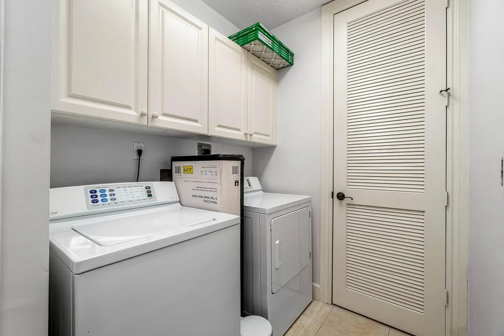 200 NE 2nd Avenue Delray Beach FL 33444