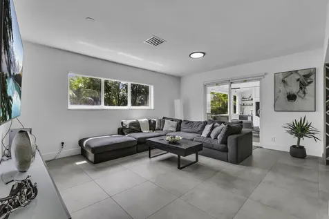 11821 NW 6th Court Plantation FL 33325