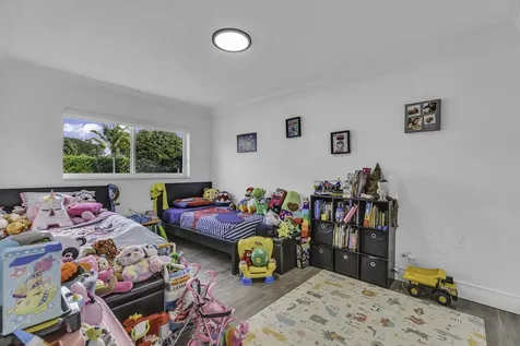 11821 NW 6th Court Plantation FL 33325