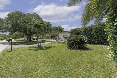 11821 NW 6th Court Plantation FL 33325