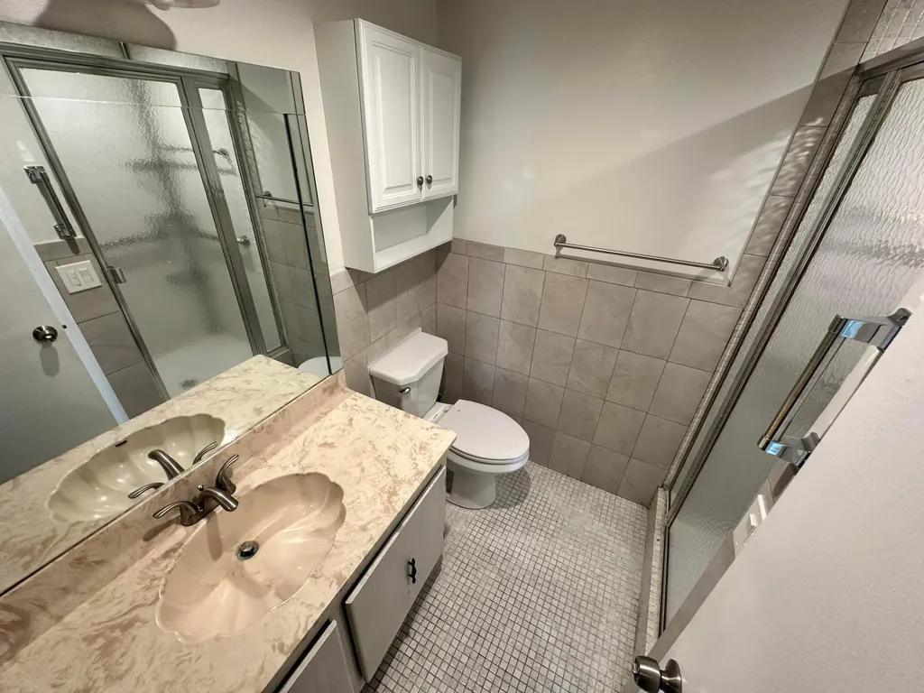 811 Flanders Q Delray Beach FL 33484