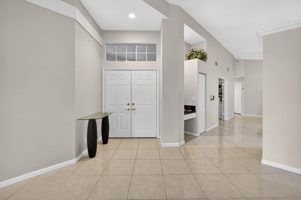 2860 Waters Edge Circle Greenacres FL 33413